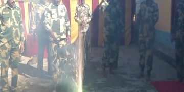ಗಡಿಯಲ್ಲಿ ಬಿಎಸ್‌ಎಫ್ ಯೋಧರ ದೀಪಾವಳಿ ಸಂಭ್ರಮ ನೋಡಿ