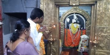 ಉಪಚುನಾವಣೆ ಫಲಿತಾಂಶ: ದೇವರ ಮೊರೆ ಹೋದ ರಾಘವೇಂದ್ರ