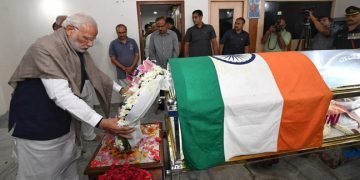 ಅನಂತಕುಮಾರ್ ಅಂತಿಮ ದರ್ಶನ ಪಡೆದ ಪ್ರಧಾನಿ ಮೋದಿ