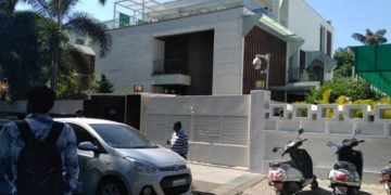 ಸ್ಯಾಂಡಲ್ ವುಡ್ ನಟರಿಗೆ ಐಟಿ ವಿಚಾರಣೆ: ಚಿತ್ರಗಳ ಸಂಭಾವನೆ ಲೆಕ್ಕೆ ಕೇಳಿದ ಅಧಿಕಾರಿಗಳು