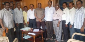 ಶಿವಮೊಗ್ಗ: ಹುತಾತ್ಮ ಯೋಧರಿಗೆ ವಿಶ್ರಾಂತ ನೌಕರರ ಸಂಘದಿಂದ ಶ್ರದ್ಧಾಂಜಲಿ