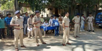 ಬಾಲ ಬಿಚ್ಚೀರಿ ಜೋಕೆ: ಭದ್ರಾವತಿಯಲ್ಲಿ ರೌಡಿಗಳ ಪೆರೇಡ್‌ನಲ್ಲಿ ಪೊಲೀಸ್ ಎಚ್ಚರಿಕೆ