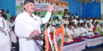 ಮೈತ್ರಿ ಸರ್ಕಾರದ ಟ್ರಬಲ್ ಶೂಟರ್ ಡಿಕೆಶಿ ಭದ್ರಾವತಿಯಲ್ಲಿ ಹೇಳಿದ್ದೇನು?