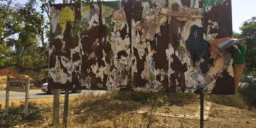 ನೀತಿ ಸಂಹಿತೆ: ಕೋಲಾರದಾದ್ಯಂತ ಫಲಕ ಜಾಹೀರಾತು ತೆರವು