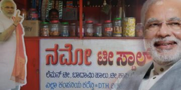 ದೇಶಕ್ಕೇ ಸಂಸ್ಕಾರ ಹೇಳಿಕೊಟ್ಟ ಮೋದಿಯೇ ಮತ್ತೆ ಪ್ರಧಾನಿ: ನಮೋ ಟೀ ಸ್ಟಾಲ್ ಮಾಲೀಕನ ದಿಟ್ಟ ಮಾತು