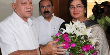 ಯಾರು ಏನು ಬೇಕಾದರೂ ಹೇಳಲಿ, ನಾವು ಪ್ರತಿಕ್ರಿಯಿಸುವುದಿಲ್ಲ: ಸುಮಲತಾ ಅಂಬರೀಶ್