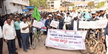 ಧಾರವಾಡ: ಮತ ಚಲಾಯಿಸಿ ಸೆಲ್ಫಿ ಕಳುಹಿಸಿ, ಬಹುಮಾನ ಗೆಲ್ಲಿ