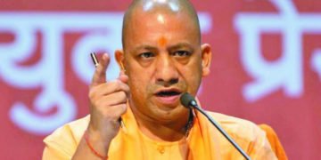 ಅಧಿಕಾರದಲ್ಲಿದ್ದಾಗ ಗಂಗೆಯನ್ನು ನಿರ್ಲಕ್ಷಿಸಿ, ಈಗ ರಾಜಕೀಯ ಮಾಡುತ್ತೀರಾ: ’ಕೈ’ಗೆ ಯೋಗಿ ಚಾಟಿ