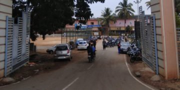 ಶಿವಮೊಗ್ಗ: ನೆಹರೂ ಸ್ಟೇಡಿಯಂ ಮುಖ್ಯದ್ವಾರದ ಗೇಟ್ ದುರಸ್ಥಿಗೆ ಮನವಿ