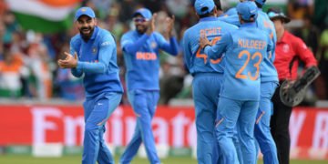 ಪಾಕ್ ವಿರುದ್ಧ ಟೀಂ ಇಂಡಿಯಾ ಐತಿಹಾಸಿಕ ಜಯಕ್ಕೆ ದೇಶದಲ್ಲಿ ಸಂಭ್ರಮ