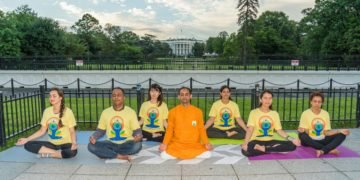 ಅಮೆರಿಕಾದ ವೈಟ್’ಹೌಸ್ ಆವರಣದಲ್ಲಿ ಯೋಗ ದಿನ ಆಚರಣೆ