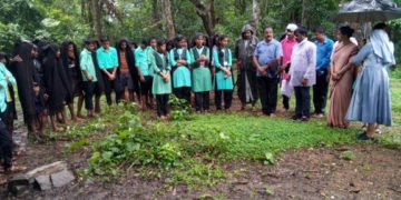 ಸೊರಬ: ಗಿಡಗಳನ್ನು ನೆಡುವ ಮೂಲಕ ಪಾಪ ಕಳೆದುಕೊಳ್ಳಬಹುದು