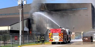 ಅಮೆರಿಕಾದಲ್ಲಿ ಮಿನಿ ವಿಮಾನ ಅಪಘಾತ: 10 ಮಂದಿ ದುರ್ಮರಣ