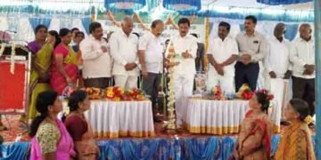 ಗೌರಿಬಿದನೂರು: ಬೇಸಾಯದಲ್ಲಿ ಅಧುನಿಕತೆ ಬಳಸಿ ಹೆಚ್ಚು ಸಿರಿಧಾನ್ಯ ಬೆಳೆಯಿರಿ