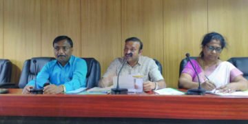 ನೆರೆಯಿಂದ ಹಾನಿಗೊಳಗಾದ ಸರ್ಕಾರಿ ಶಾಲೆಗಳ ದುರಸ್ತಿಗೆ ಕ್ರಮ: ಮಹತ್ವದ ಸಭೆಯಲ್ಲಿ ಕೆ.ಇ. ಕಾಂತೇಶ್ ಘೋಷಣೆ