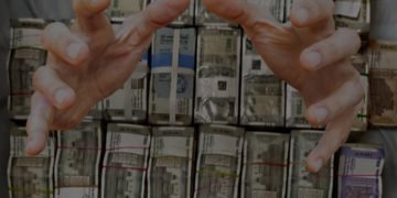 ನಕಲಿ ‘ಪರಮ’ ಪವಿತ್ರನ ಮನೆಯಲ್ಲಿ ಸಿಕ್ಕಿತು ರಾಶಿರಾಶಿ ಪವಿತ್ರ ಸಂಪತ್ತು: ಮುಂದೇನಾಗಲಿದೆ ಕಾದು ನೋಡಿ