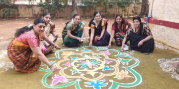 ಅರ್ಥಪೂರ್ಣ, ಸಾಂಪ್ರದಯಿಕವಾಗಿ ಸಂಕ್ರಾಂತಿಯನ್ನು ಸಂಭ್ರಮಿಸಿ ಹೊಸಪೇಟೆಯ ಈ ಮಾತೆಯರು