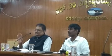 ನಿಗದಿತ ಅವಧಿಯಲ್ಲಿ ಅಂಬೇಡ್ಕರ್ ಭವನ ಕಾಮಗಾರಿ ಪೂರ್ಣಗೊಳಿಸಿ: ಡಿಸಿ ಶಿವಕುಮಾರ್ ಸೂಚನೆ