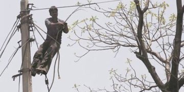 ಅವನೇ ಲೈನ್ ಮ್ಯಾನ್