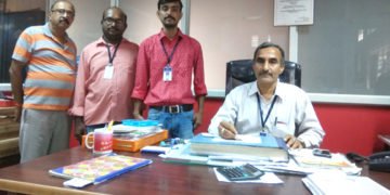 ಸರ್ಕಾರಿ ಕೆಲಸ ಅಂದ್ರೆ ಮೈಗಳ್ಳರೇ ಹೆಚ್ಚು: ಆದರೆ, ಭದ್ರಾವತಿ ಅಂಚೆ ಕಚೇರಿಯ ಈ ಸಿಬ್ಬಂದಿಗಳಿಗೆ ಕರ್ತವ್ಯವೇ ದೇವರು