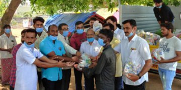 ಶಿವಮೊಗ್ಗ ಜಿಲ್ಲಾ ಒಕ್ಕಲಿಗರ ಯುವ ವೇದಿಕೆಯಿಂದ ದಿನಸಿ ಕಿಟ್ ವಿತರಣೆ