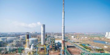 ಕೊಪ್ಪಳ ಜಿಲ್ಲೆಯ ಗ್ರಾಮೀಣ ಪ್ರದೇಶದ ಕಾರ್ಖಾನೆಗಳನ್ನು ತೆರೆಯಲು ಅನುಮತಿ