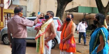 ಕೋವಿಡ್19 ನಿಯಮಾವಳಿಗಳನ್ನು ಕಟ್ಟುನಿಟ್ಟಾಗಿ ಪಾಲಿಸುತ್ತಿರುವ ಪೂರ್ಣಪ್ರಜ್ಞ ವಿದ್ಯಾಪೀಠ: ವ್ಯಾಪಕ ಪ್ರಶಂಸೆ