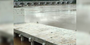 ತುಂಬುತ್ತಿರುವ ತುಂಗೆ: ಕೋರ್ಪಳಯ್ಯನ ಛತ್ರದ ಮಂಟಪ ಮುಳುಗಲು ಕೇವಲ 2 ಅಡಿ ಬಾಕಿ