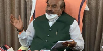 ಸಿದ್ದರಾಮಯ್ಯನವರೇ ನಿಮ್ಮನ್ನು ಯಾರಿಗೆ ಮಾರಿಕೊಂಡಿದ್ದೀರಿ: ಸಚಿವ ಈಶ್ವರಪ್ಪ ಹಿಗ್ಗಾಮುಗ್ಗಾ ವಾಗ್ದಾಳಿ