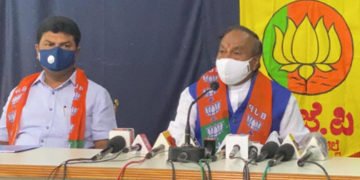 ಕೃಷಿ ಮಸೂದೆ ಕುರಿತು ಕಾಂಗ್ರೆಸ್ ಸುಳ್ಳಿಗೆ ಬಲಿಯಾಗಬೇಡಿ: ರೈತರಿಗೆ ಸಚಿವ ಈಶ್ವರಪ್ಪ ಮನವಿ
