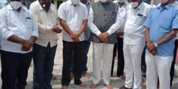 ಕೆಐಡಿಬಿ ಕಾಲೋನಿ ರಸ್ತೆ ದುರಸ್ಥಿ ಸೇರಿ ಹಲವು ಕಾಮಗಾರಿಗಳಿಗೆ ಶಾಸಕರಿಂದ ಗುದ್ದಲಿಪೂಜೆ