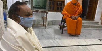 ದೇಶ ಕೊರೋನಾದಿಂದ ಮುಕ್ತವಾಗಲಿ: ಮಂತ್ರಾಲಯ ರಾಯರಲ್ಲಿ ಪ್ರಾರ್ಥಿಸಿದ ಸಚಿವ ಈಶ್ವರಪ್ಪ