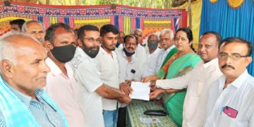 ಬೇಧ ಭಾವ ಬಿಟ್ಟು ರೈತರೆಲ್ಲಾ ಒಟ್ಟಾಗಿ ಸಾಗಬೇಕು: ಕಾಡಾ ಅಧ್ಯಕ್ಷೆ ಪವಿತ್ರ ರಾಮಯ್ಯ