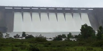 ಲಿಂಗನಮಕ್ಕಿ ಜಲಾನಯನ ಪ್ರದೇಶದಲ್ಲಿ ನಿರಂತರ ಮಳೆ: ಮೈಕ್ ಮೂಲಕ ನದಿ ಪಾತ್ರದ ಜನರಿಗೆ ಎಚ್ಚರಿಕೆ