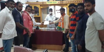 ಮಹಾರಾಷ್ಟ್ರ ಸರ್ಕಾರವನ್ನು ವಜಾಗೊಳಿಸಿ: ಸೊರಬ ತಾಲೂಕು ಬಿಜೆಪಿ ಯುವ ಮೋರ್ಚಾ ಆಗ್ರಹ