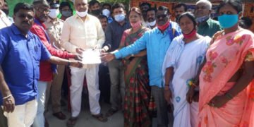 12 ಅಡಿ ಅಂಬೇಡ್ಕರ್ ಪ್ರತಿಮೆ ನಿರ್ಮಾಣಕ್ಕೆ ಡಿಎಸ್’ಎಸ್ ಒತ್ತಾಯ