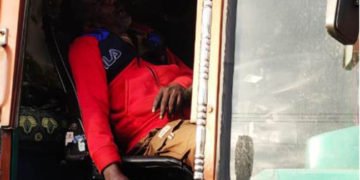 ನಿಂತಿದ್ದ ಲಾರಿಗೆ ಮತ್ತೊಂದು ಲಾರಿ ಡಿಕ್ಕಿ: ಚಾಲಕ ಸಾವು