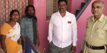 ಮಾನಸಿಕ ಅಸ್ವಸ್ಥನನ್ನು ನಿರಾಶ್ರಿತರ ಕೇಂದ್ರಕ್ಕೆ ಸೇರಿಸಿ ಮಾನವೀಯತೆ ಮೆರೆದ ಪಿಎಸ್’ಐ ಮಂಜುನಾಥ್