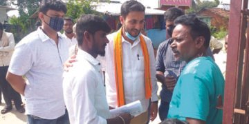 ಬಿಜೆಪಿ ಯುವ ಮೋರ್ಚಾ ರಾಜ್ಯ ಉಪಾಧ್ಯಕ್ಷರಿಂದ ಮತಯಾಚನೆ