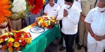 ಉಪಸಭಾಪತಿ ಧರ್ಮೇಗೌಡರ ಅಂತಿಮ ದರ್ಶನ ಪಡೆದ ಸಂಸದ ರಾಘವೇಂದ್ರ