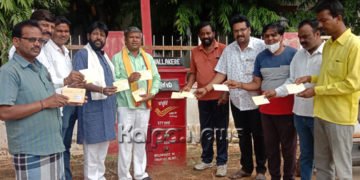 ಕಸಾಪ ಅಧ್ಯಕ್ಷೀಯ ಚುನಾವಣೆ: ಕೊರ್ಲಕುಂಟೆ ತಿಪ್ಪೇಸ್ವಾಮಿ ವಿಭಿನ್ನ ರೀತಿಯಲ್ಲಿ ಮತಯಾಚನೆ!