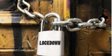 ಕೊರೋನಾ ಸ್ಪೋಟ: ಹಾಸನದಲ್ಲಿ ಮೇ 4ರವರೆಗೆ ಲಾಕ್‌ಡೌನ್: ಡಿಸಿ ಆದೇಶಕ್ಕೆ ವರ್ತಕರು ಕಂಗಾಲು