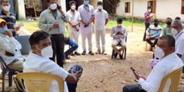 ಕೊರೋನಾ ವಾರಿಯರ್ಸ್ಗಳಿಗೆ ತಡ ಮಾಡದೇ ವೇತನ ಪಾವತಿಸಿ: ಶಾಸಕ ಹಾಲಪ್ಪ ಸೂಚನೆ