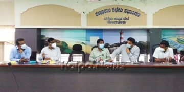 ಮಳೆಗಾಲದಲ್ಲಿ ಸಾಂಕ್ರಾಮಿಕ ರೋಗ ನಿಯಂತ್ರಣಕ್ಕೆ ತುರ್ತು ಕ್ರಮ ಕೈಗೊಳ್ಳಿ: ದಕ ಜಿಲ್ಲಾಧಿಕಾರಿ ಡಾ. ರಾಜೇಂದ್ರ ಸೂಚನೆ