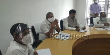 ಶೀಘ್ರದಲ್ಲೇ ಒಳಚರಂಡಿ ಕಾಮಗಾರಿ ಪೂರ್ಣಗೊಳಿಸುವಂತೆ ಅಧಿಕಾರಿಗಳಿಗೆ ಸೂಚನೆ