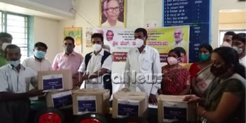 ಹೊಸನಗರ: ಕಾರ್ಮಿಕರು ಹಾಗೂ ಬಡವರಿಗೆ ಪಡಿತರ ಕಿಟ್ ವಿತರಣೆ