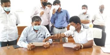 ಹೆದ್ದಾರಿಗಳ ಅಭಿವೃದ್ಧಿಗೆ ಹೆಚ್ಚಿನ ಅನುದಾನ ಬಿಡುಗಡೆ ಬಗ್ಗೆ ಸಂಸದ ರಾಘವೇಂದ್ರ ಚರ್ಚೆ