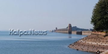 ತುಂಗಭದ್ರಾ ಜಲಾಶಯದಿಂದ ನೀರು ಹಾಯಿಸುವಂತೆ ರೈತರ ಮನವಿ