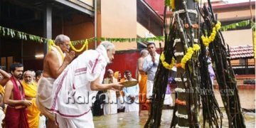 ಪರ್ಯಾಯದ ಪೂರ್ವಭಾವಿಯಾಗಿ ಕೃಷ್ಣಾಪುರ ಮಠದಲ್ಲಿ ಕಟ್ಟಿಗೆ ಮುಹೂರ್ತ…