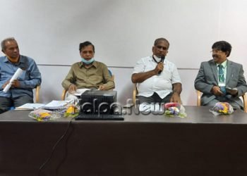 ಸರ್ಕಾರಿ ಶಾಲೆಗಳ ಅಭಿವೃದ್ಧಿ  ಹಿನ್ನೆಲೆ: ಬೆಂಗಳೂರು ವಿವಿ ವಿಶ್ರಾಂತ ಕುಲಪತಿ ಸಿದ್ದಪ್ಪ ಅಧ್ಯಕ್ಷತೆಯಲ್ಲಿ  ಸಭೆ